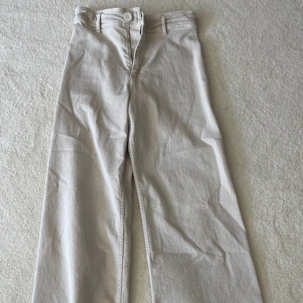 Zara high wasted straight leg pants- size 4